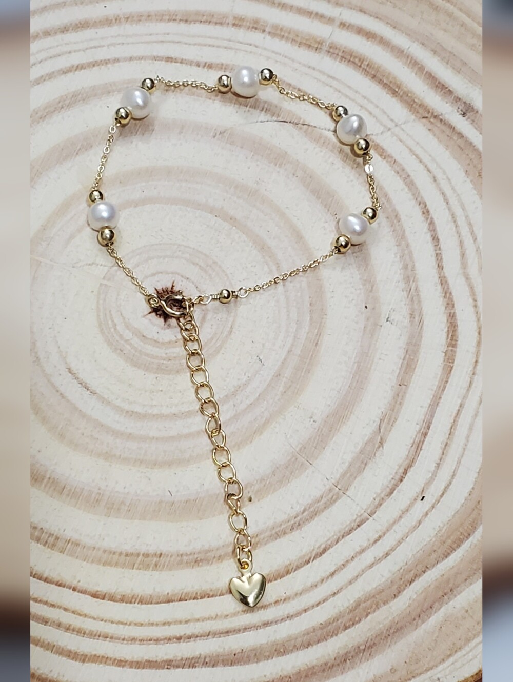 Vtg. Gold Pearl Bracelet with Heart Dangle Heart Charm Bracelet